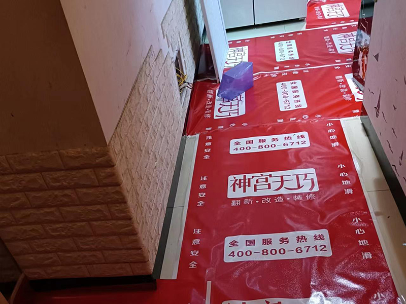  酒店乳膠漆墻面裂縫正常嗎？為什么墻面會出現裂縫？
