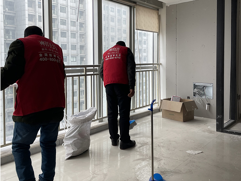  家里客廳改成工作區(qū)還“違法”了？太離譜了吧！(圖3)